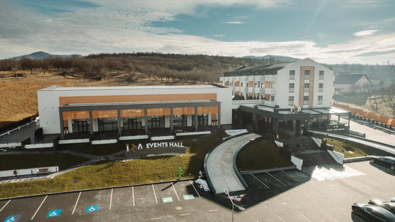 Iza Hotel Sighetu Marmaţiei Exteriér fotografie